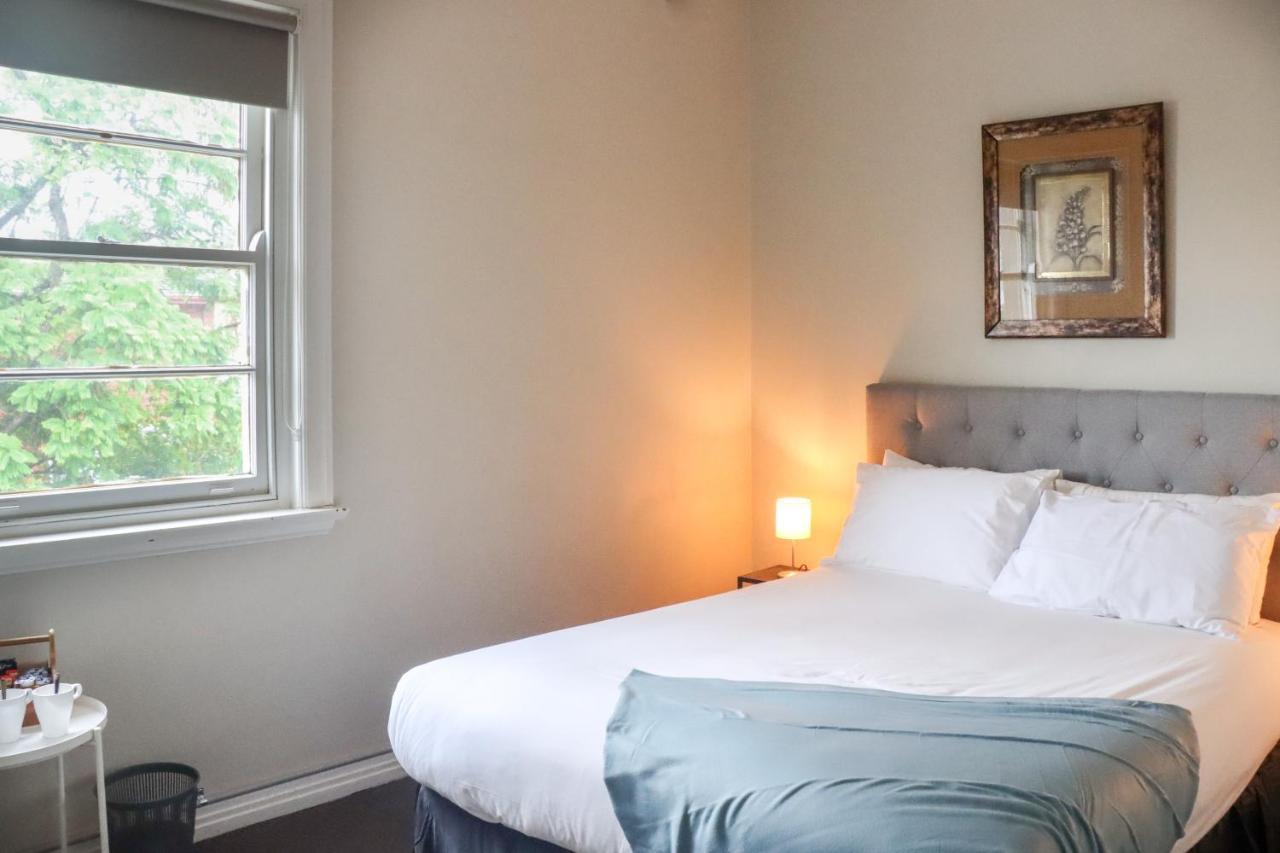 Tates Hotel